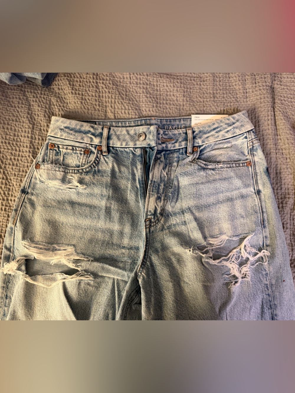 American Eagle Outfitters Light Blue Distressed Full Length Jeans